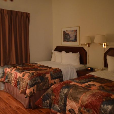 Hotel Port Aux Basques Стая снимка