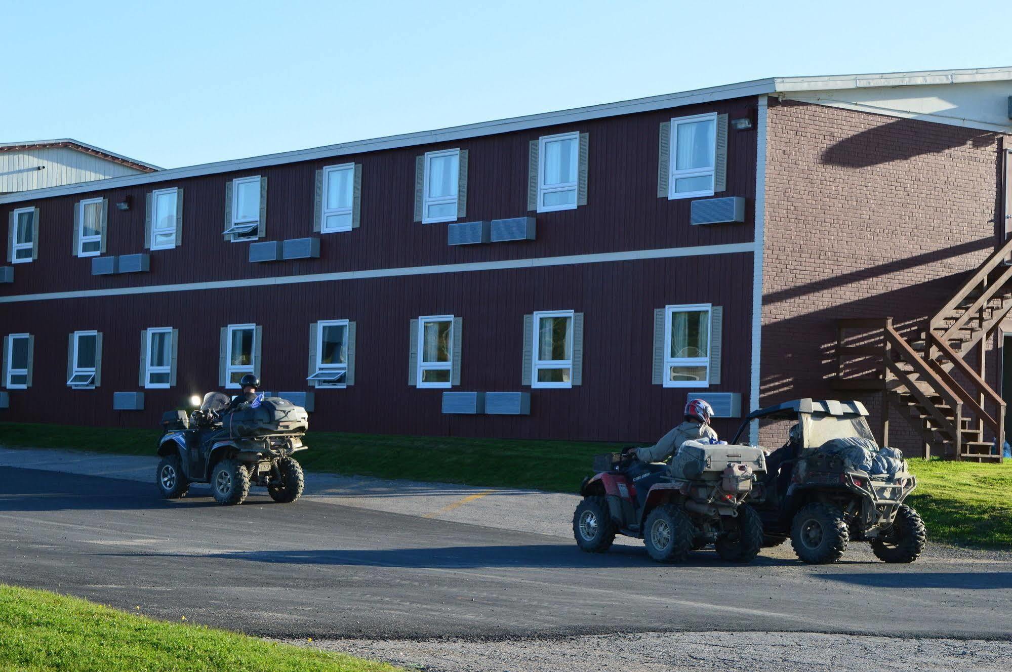Hotel Port Aux Basques Екстериор снимка
