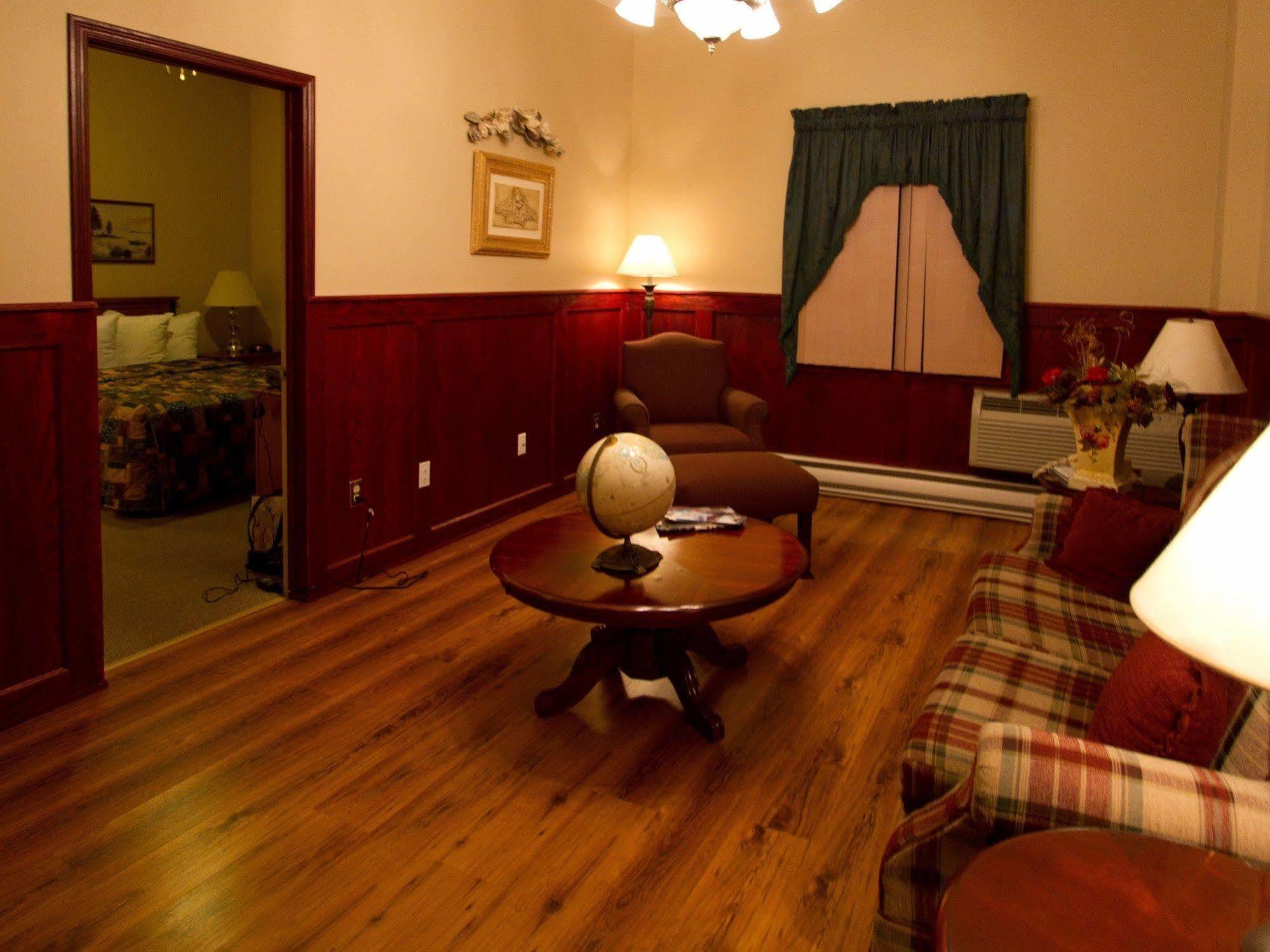 Hotel Port Aux Basques Екстериор снимка
